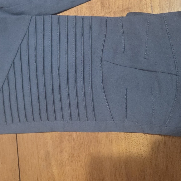 Umgee Moto Pants - Picture 7 of 7